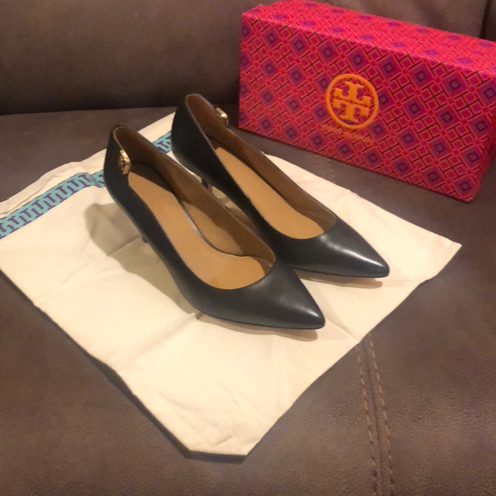 Tory Burch 👠 - Picture 2 of 7